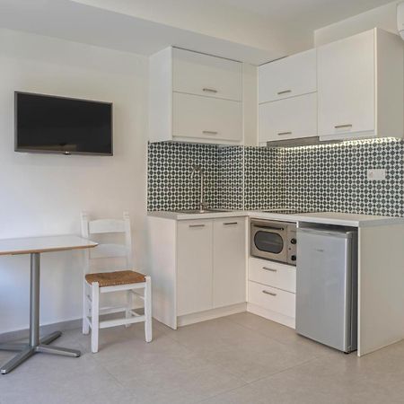 Meltemi Coast Suites Réthimno Kültér fotó