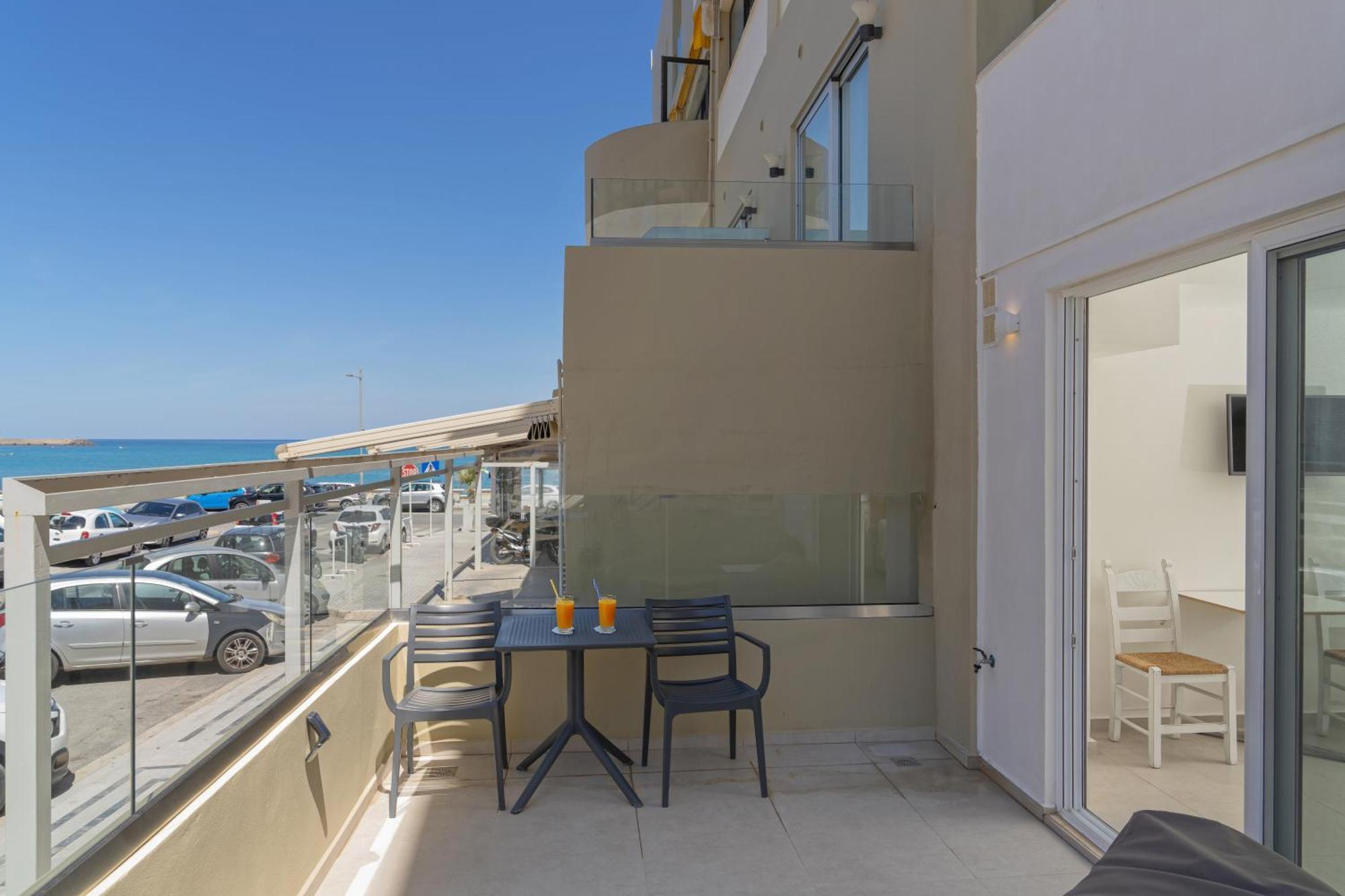 Meltemi Coast Suites Réthimno Kültér fotó